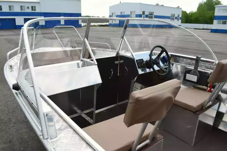 Алюминиевый катер Неман-500 DCM в Перми