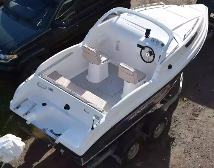 Комбинированный катер Neman-550 с каютой в Перми