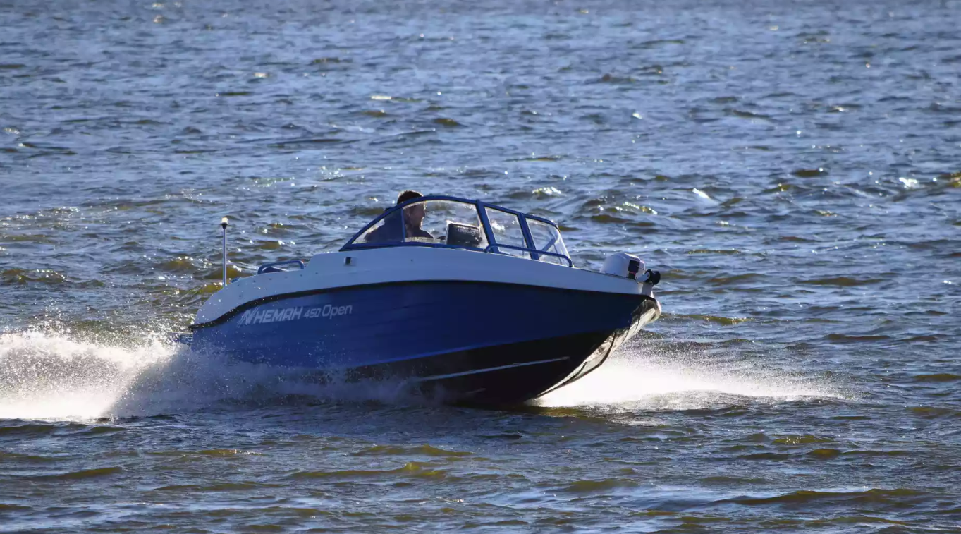 Комбинированный катер Neman-450 Open в Перми