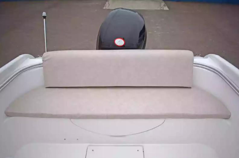 Стеклопластиковый катер Neman-530 с каютой в Перми