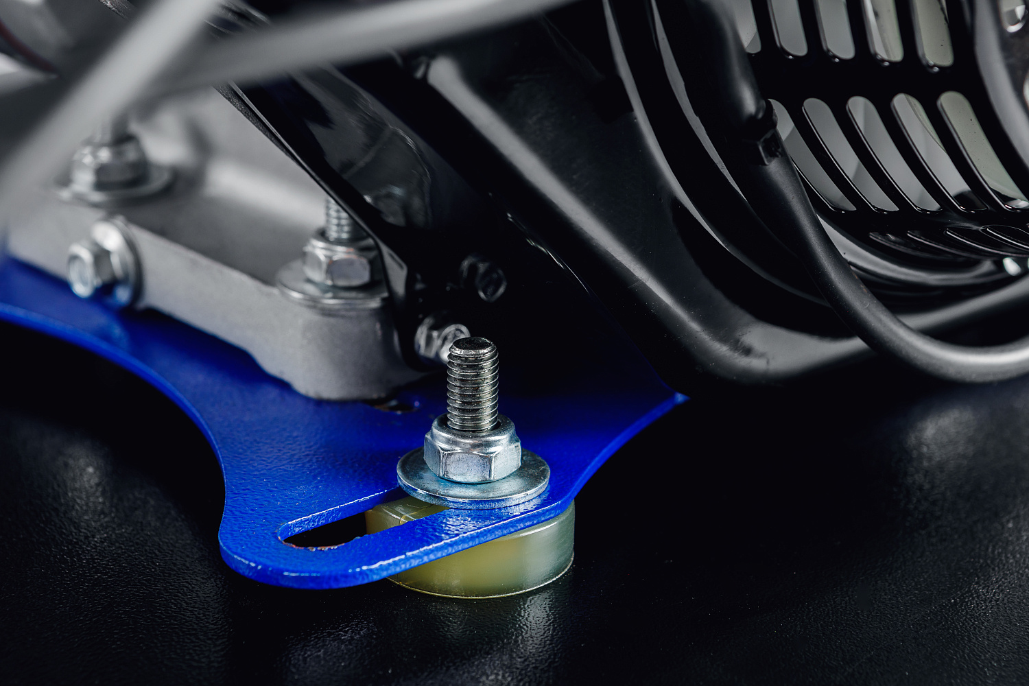 МОТОБУКСИРОВЩИК IKUDZO LONG 2.0 1700/500 EKR19 в Перми