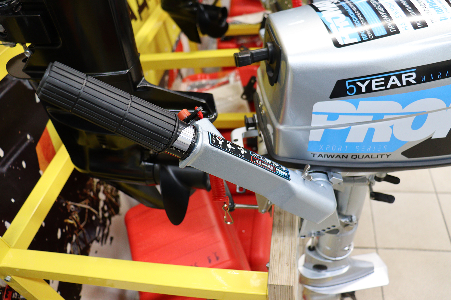 Лодочный мотор PROMAX SP5FHS (внешний бак 12 л) в Перми