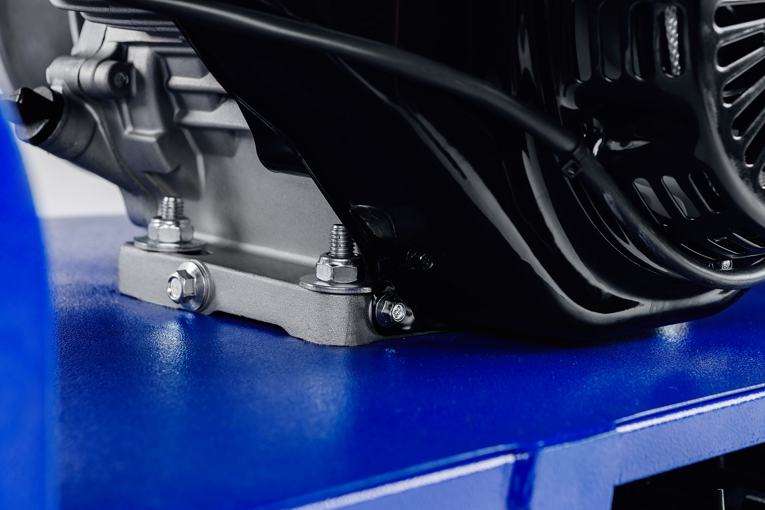 Мотобуксировщик SNOW DOG 17 с эл. запуском (DINKING) в Перми