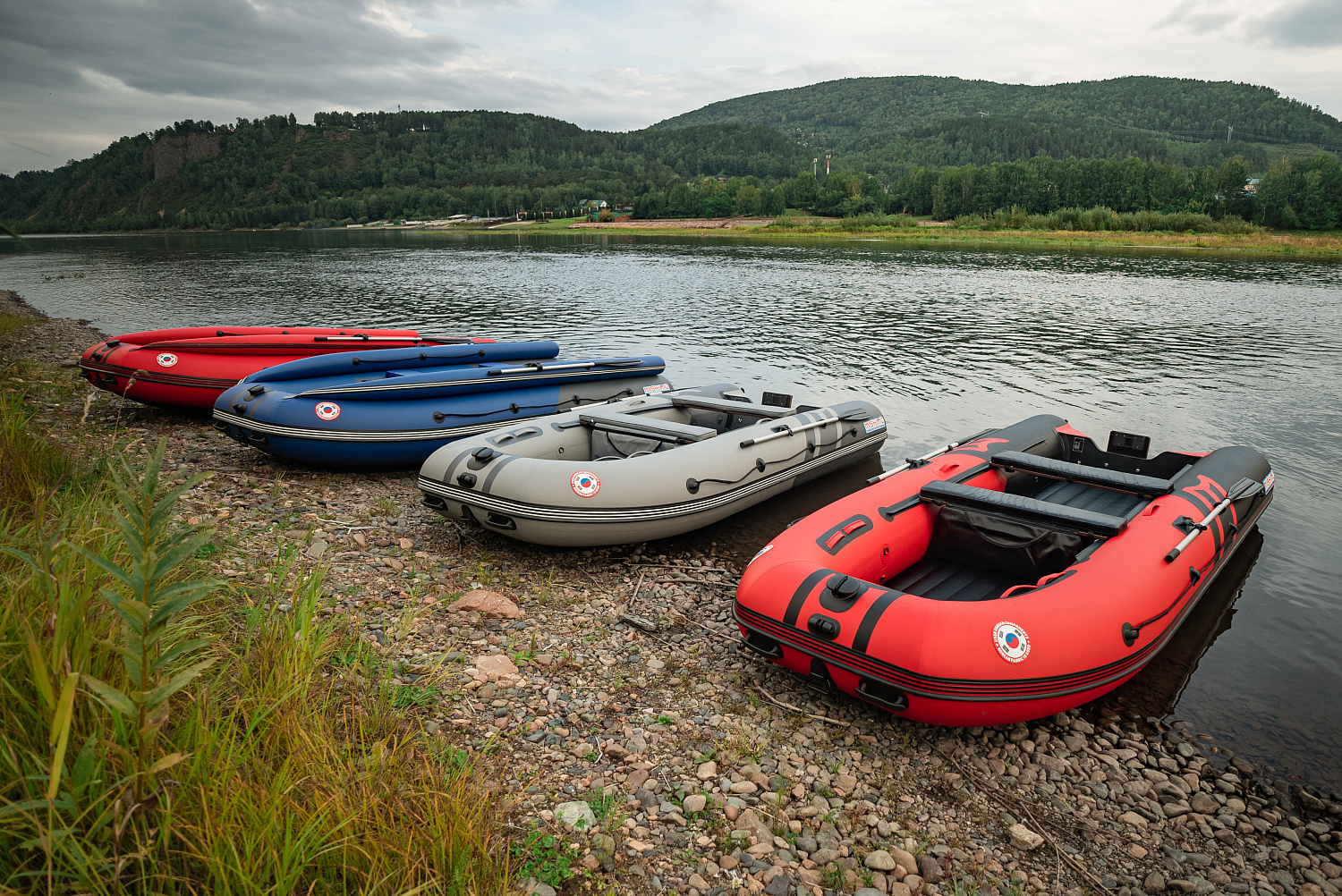 Лодка MISHIMO RIVER FJET PRO 410  под водомет в Перми