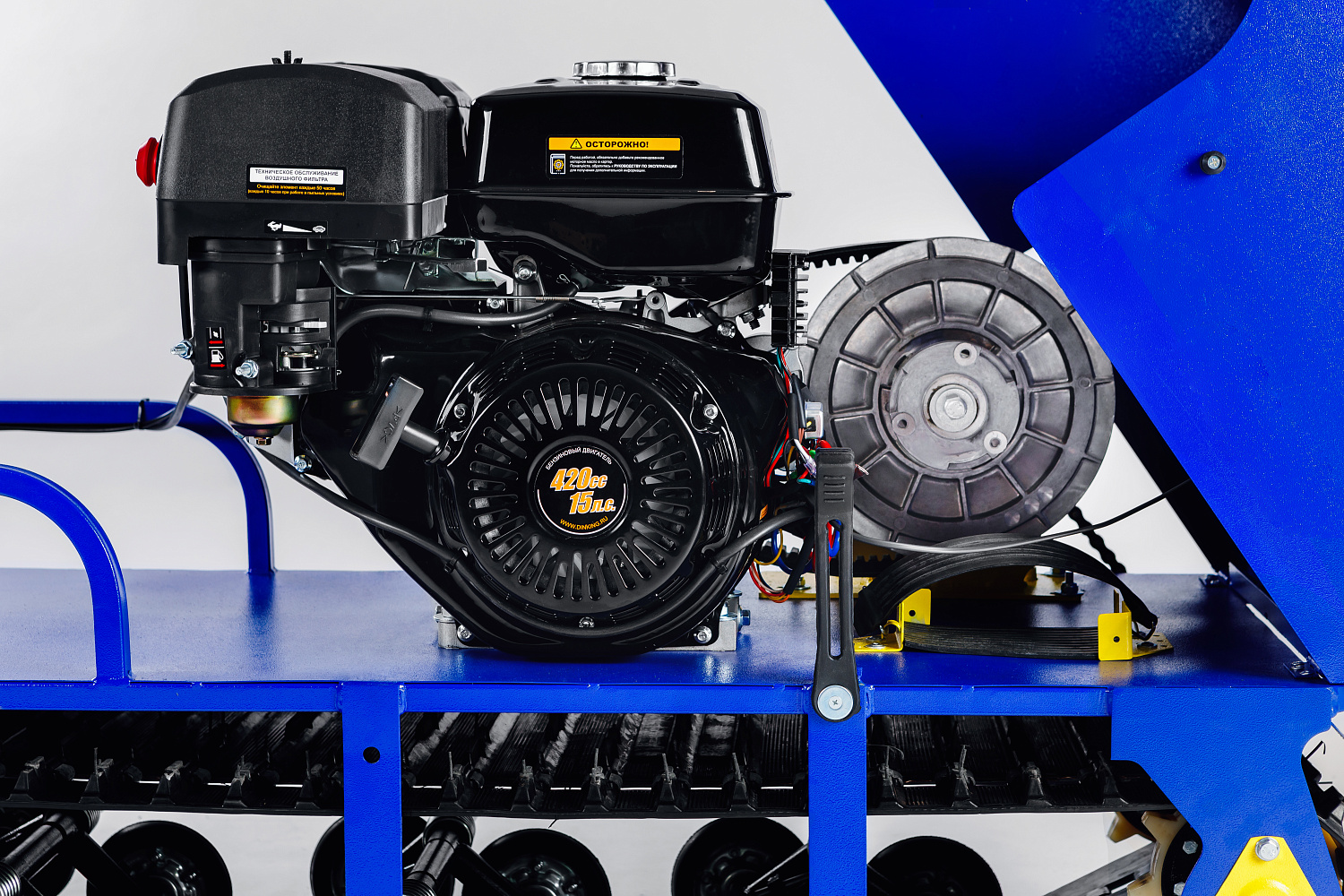 Мотобуксировщик SNOW DOG 17 с эл. запуском (DINKING) в Перми