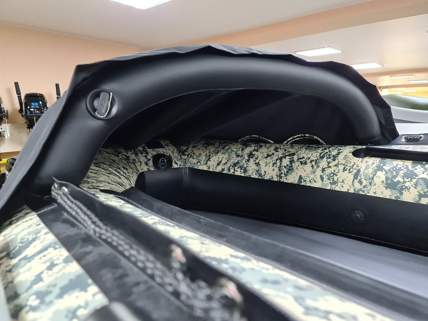 КОМПЛЕКТ НОСОВОГО ТЕНТА К ЛОДКЕ SMARINE AIR MAX 330 ЧЕРНЫЙ в Перми