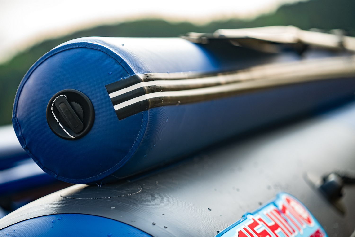 Лодка MISHIMO RIVER FJET PRO 410  под водомет в Перми