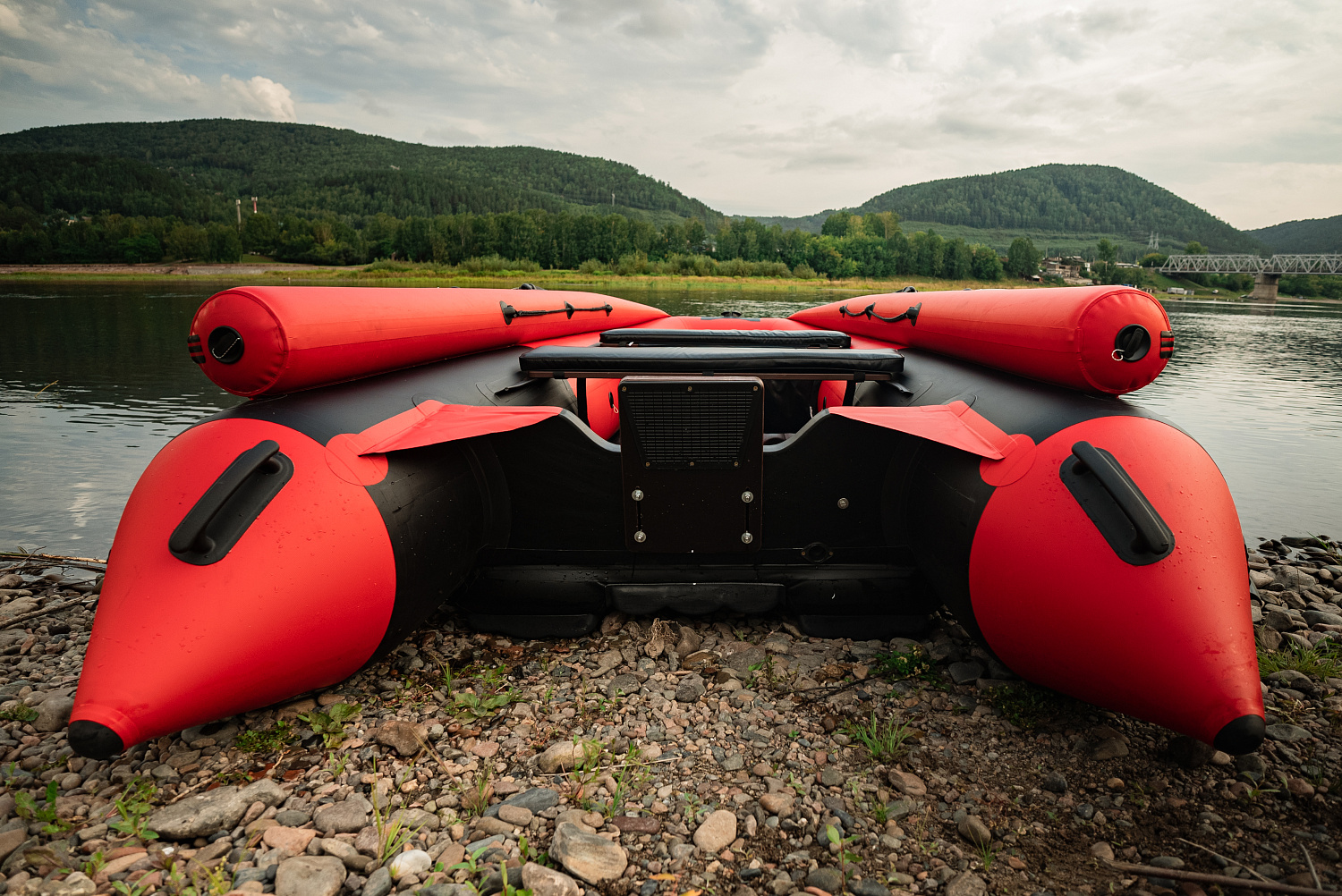 Лодка MISHIMO RIVER FJET PRO 410  под водомет в Перми