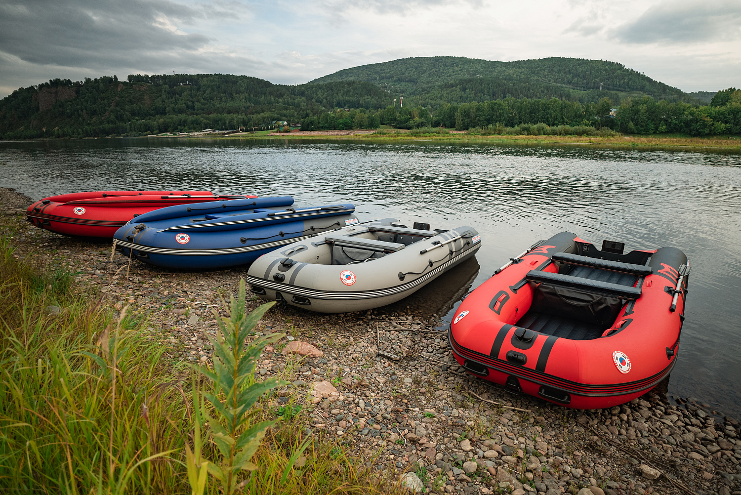 Лодка MISHIMO RIVER FJET PRO 410  под водомет в Перми